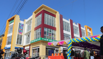 नेपालकै पहिलो पूर्ण मार्ट एसबी कृषि मार्ट धनगढीमा  खुल्यो